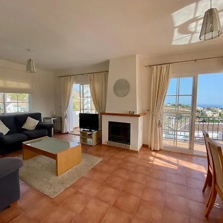 Stunning Detached 3-bed With Private Pool Prázdninový dům